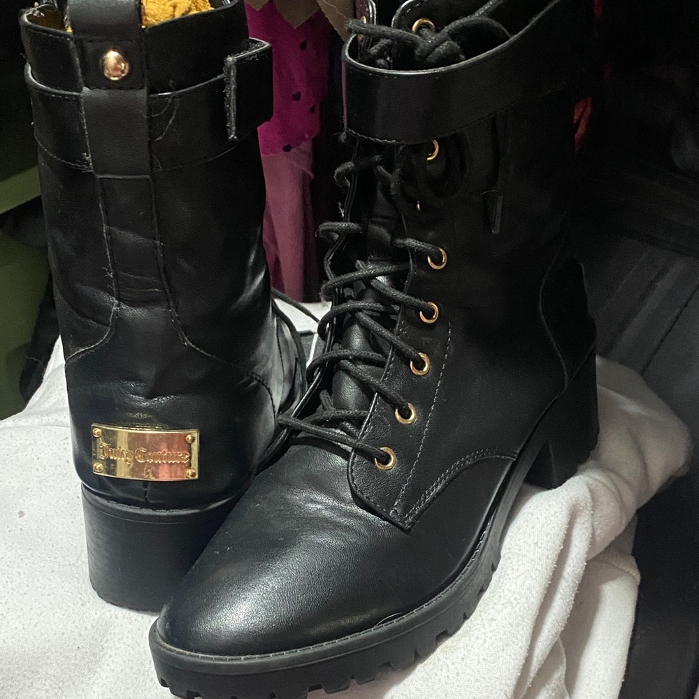 Juicy couture boots